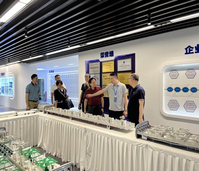 電子與通信工程學(xué)院赴黃埔區(qū)開展主題教育學(xué)習(xí)調(diào)研，探索創(chuàng)新教育綜合體發(fā)展新路徑